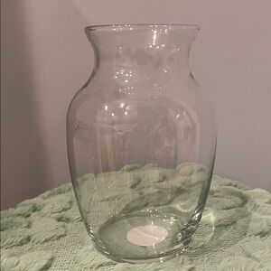 Elegant Clear Glass Vase
